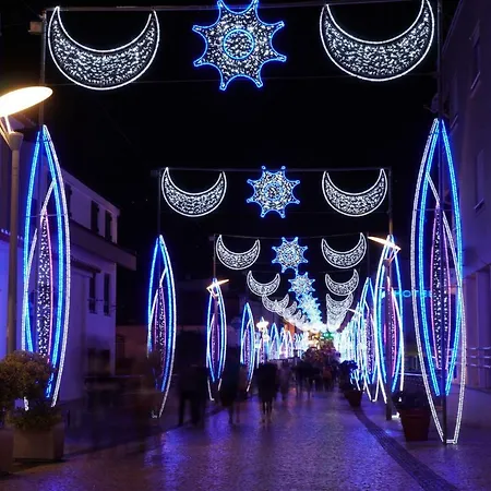 House - Centre Of The Village *