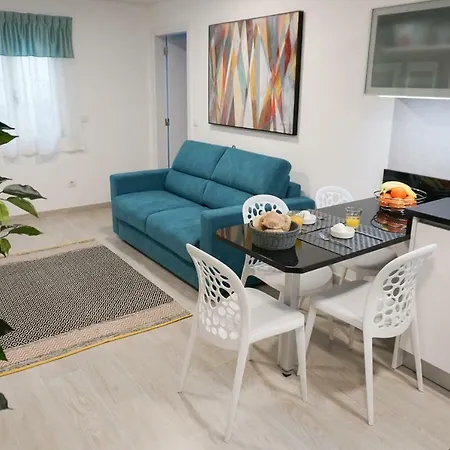 Διαμέρισμα House - Centre Of The Village